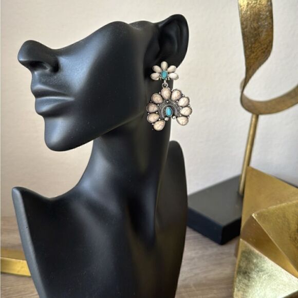 BohemianāwhiteādropāearringsāA358 - Picture 2 of 4